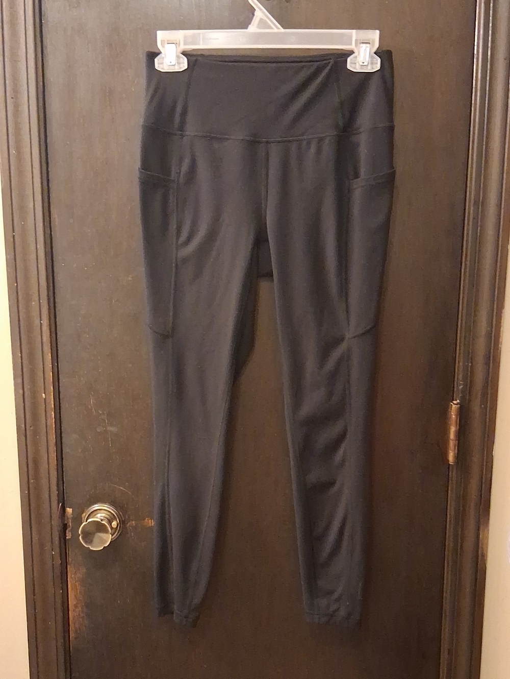 Reebok Black High-Waist Leggings with Side Pockets